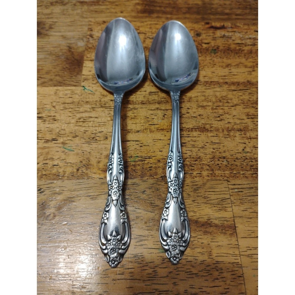 2 Oneida Galveston Solid Serving Spoon 8 1/4 Stainless Steel Floral Silverware